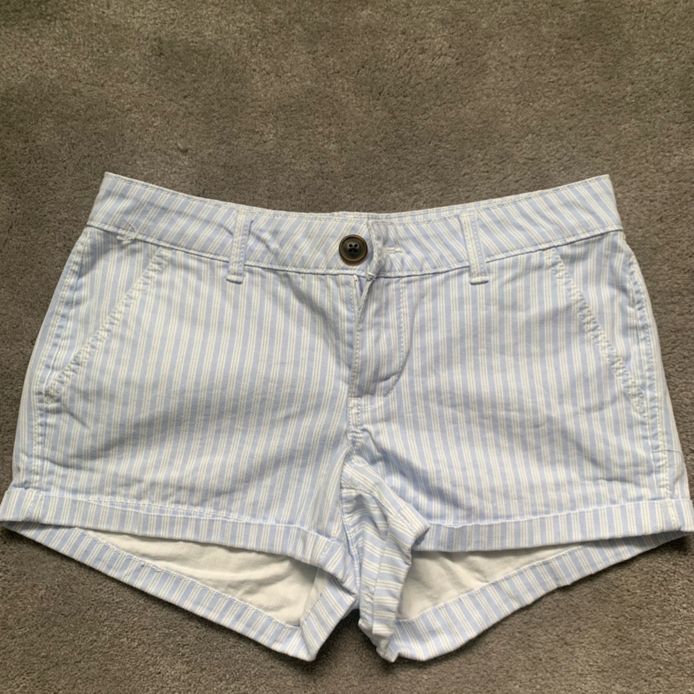 STRIPED SUMMER SHORTS